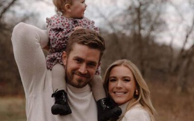 Meet a Mom — Country Music Singer Sarahbeth Taite
