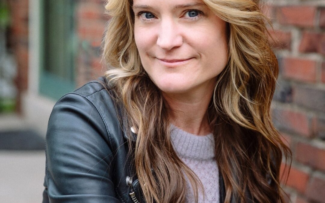 Meet a Mom — Author Sara Shepard of Pretty Little Liars on her Newest Book for Kids